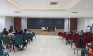 Dema U Adakan Diskusi Publik, Soroti Kebijakan Rektor UINSA